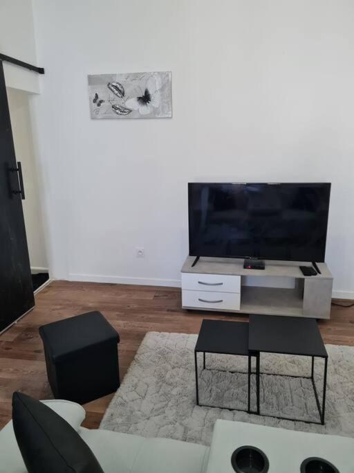 Appartement Moderne, 5 Min Du Centre Ville A Pied Безие Екстериор снимка